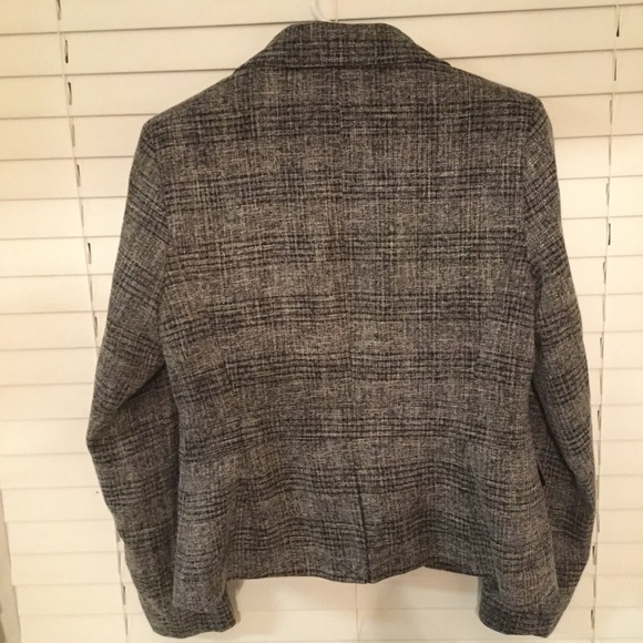 🎉Host Pick💫 NEW! 7th Avenue Suiting Collection - Picture 3 of 7